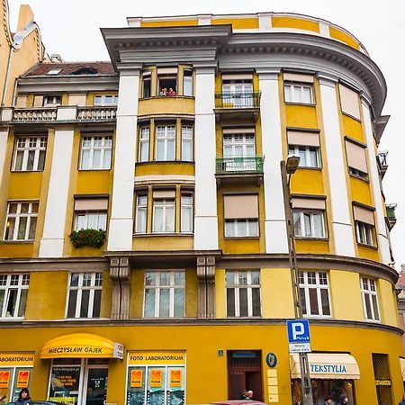 Retro Hostel Poznań Buitenkant foto